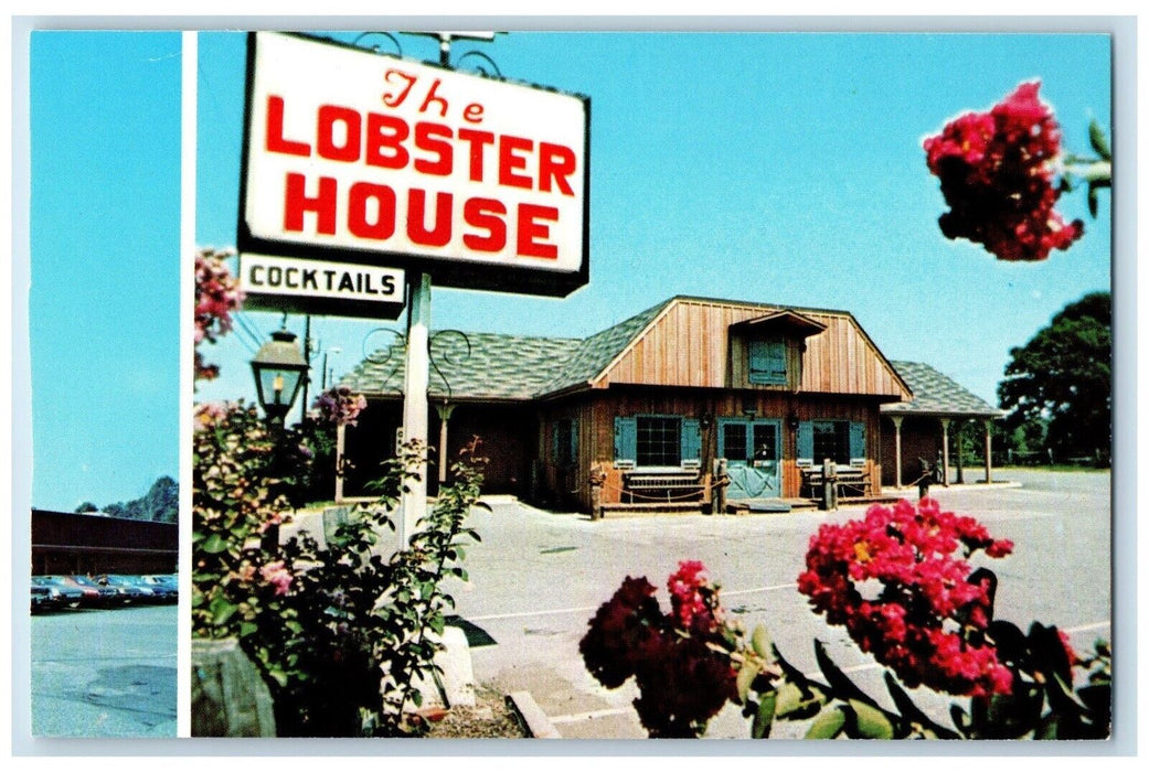 c1960 Lobster House Southern Pancake House Williamsburg Virginia Flower Postcard