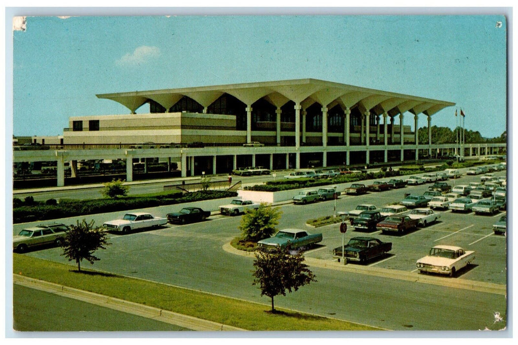 c1960 Memphis Metropolitan Airport Parking Lot Cars Memphis Tennessee Postcard