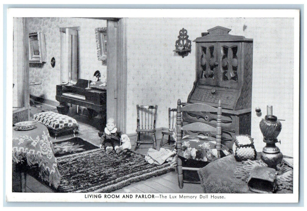 c1940 Living Room Parlor Lux Memory Doll House Home St. Paul Minnesota Postcard