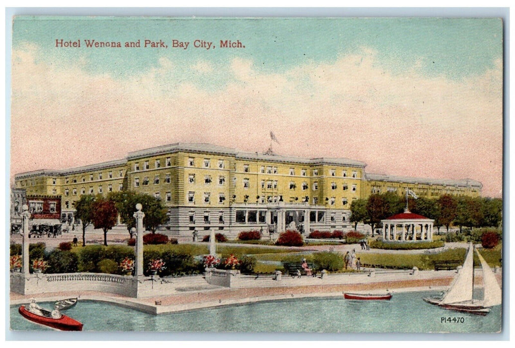 c1910 Hotel Wenona Park Exterior Building Canoe Boat Bay City Michigan Postcard