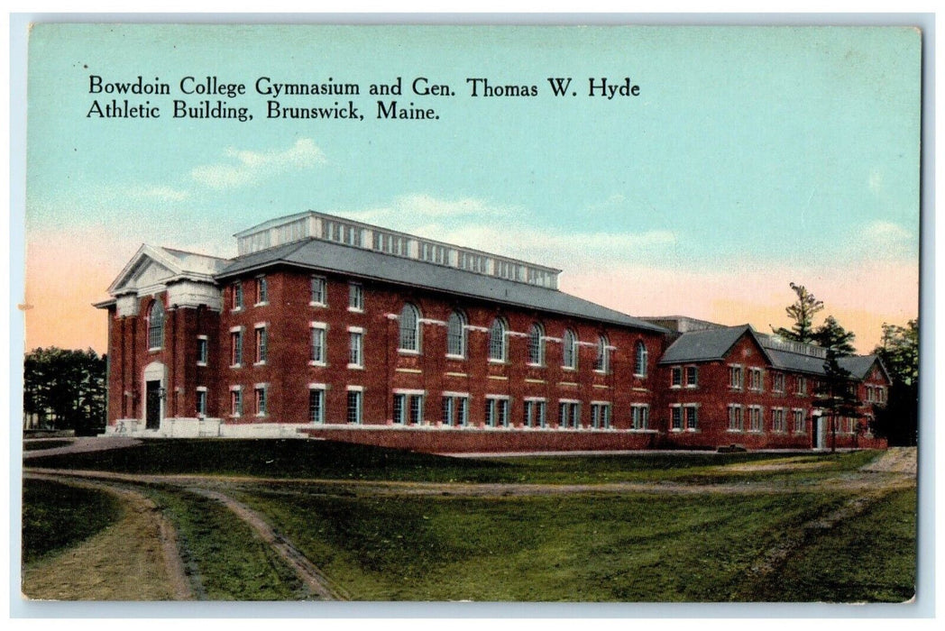 Brunswick ME, Bowdoin College Gymnasium Gen. Thomas Hyde Building Postcard