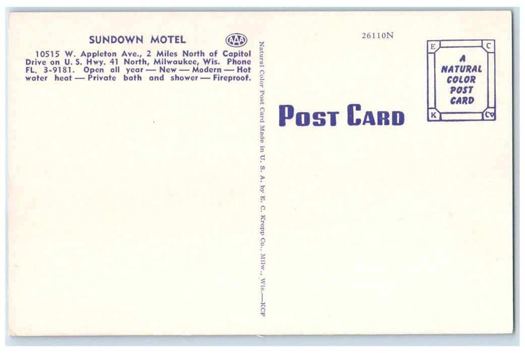 c1940's Sundown Motel Roadside Milwaukee Wisconsin WI Unposted Vintage Postcard