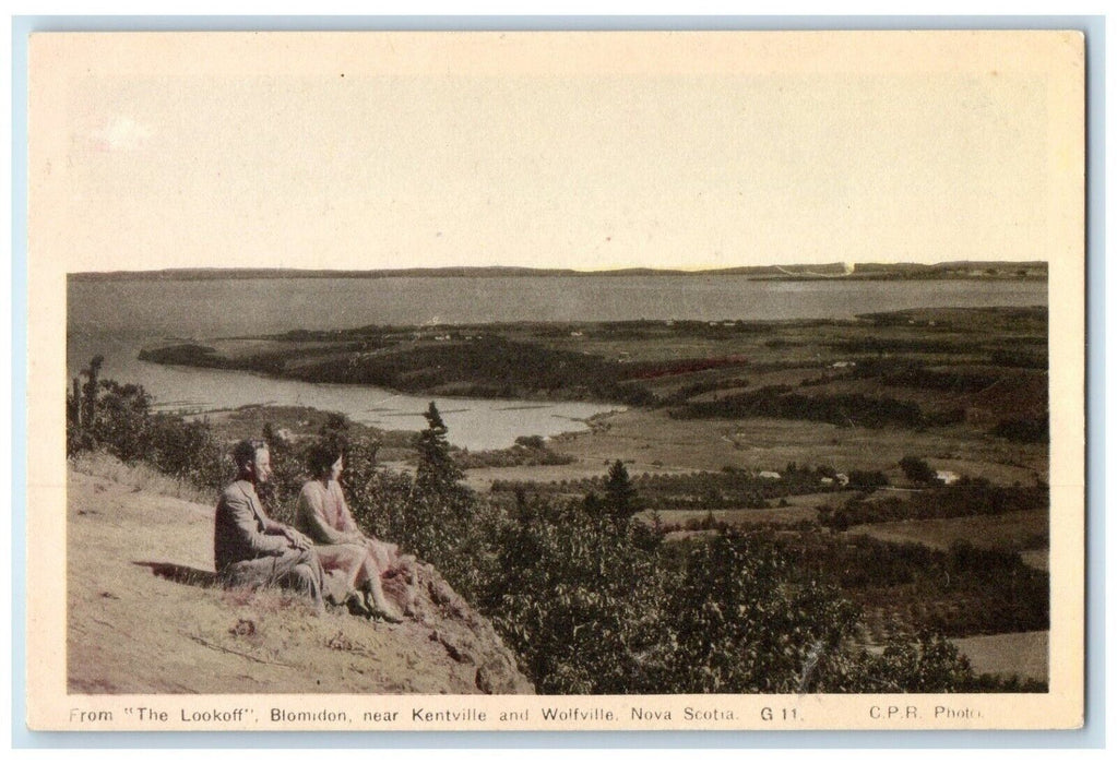 c1940's "The Lookoft" Blomidon Near Kentville and Wolfville NS Canada Postcard