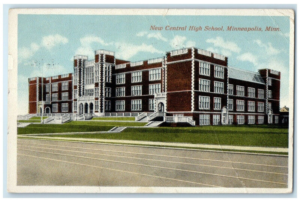 1914 New Central High School Exterior Building Minneapolis Minnesota MN Postcard