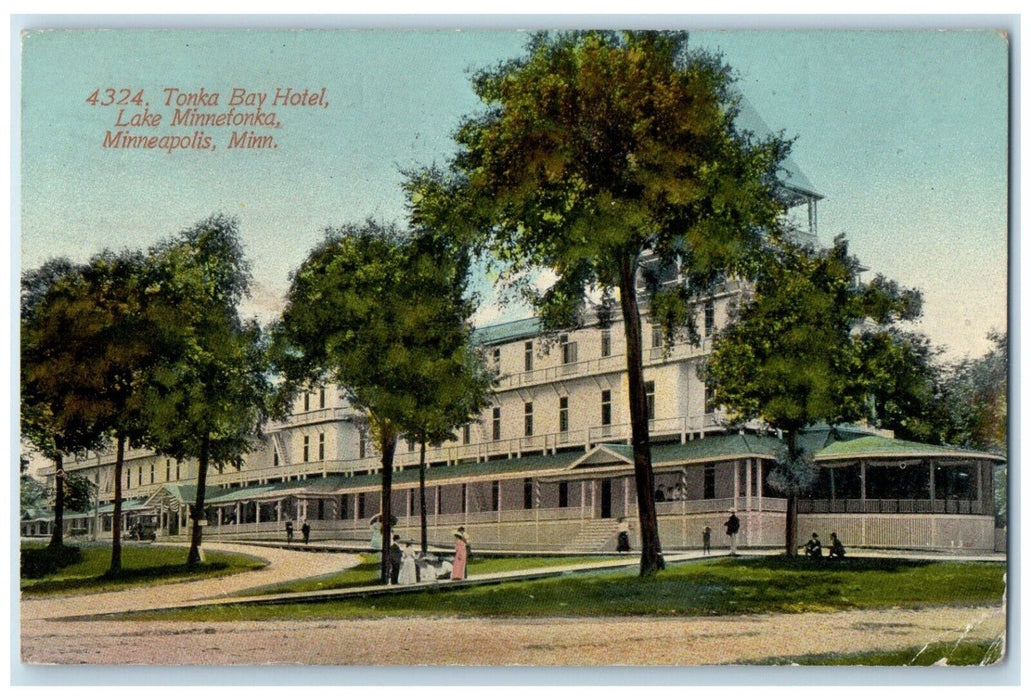 1912 Tonka Bay Hotel Lake Minnetonka Exterior Minneapolis Minnesota MN Postcard