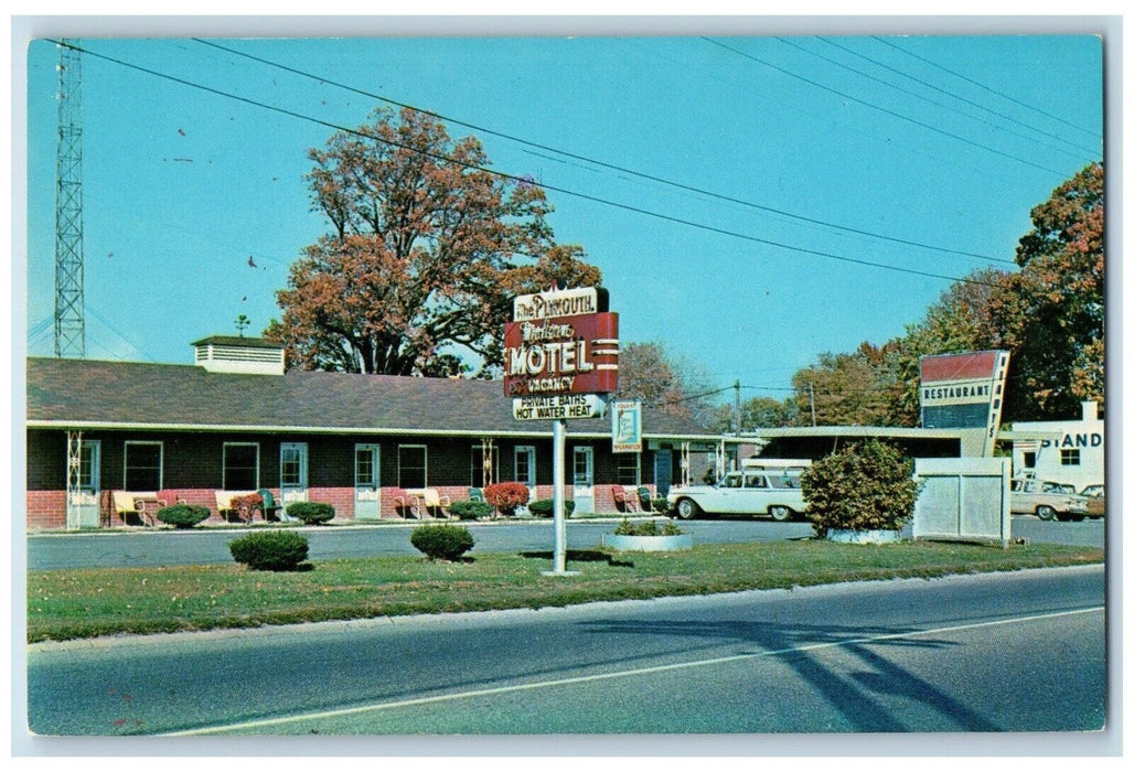 Plymouth Motel & Mundy's Restaurant Cars Plymouth Indiana IN Vintage Postcard