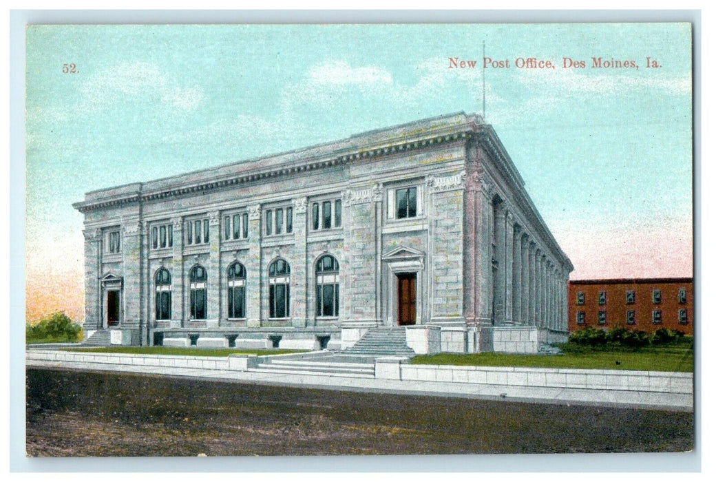 c1910's New Post Office Street View Des Moines Iowa IA Unposted Antique Postcard