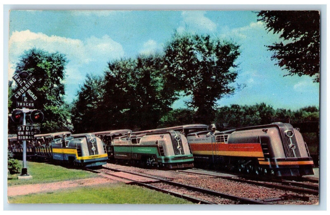 Detroit Zoological Gardens Royal Oak Michigan MI, Railroad Train Postcard