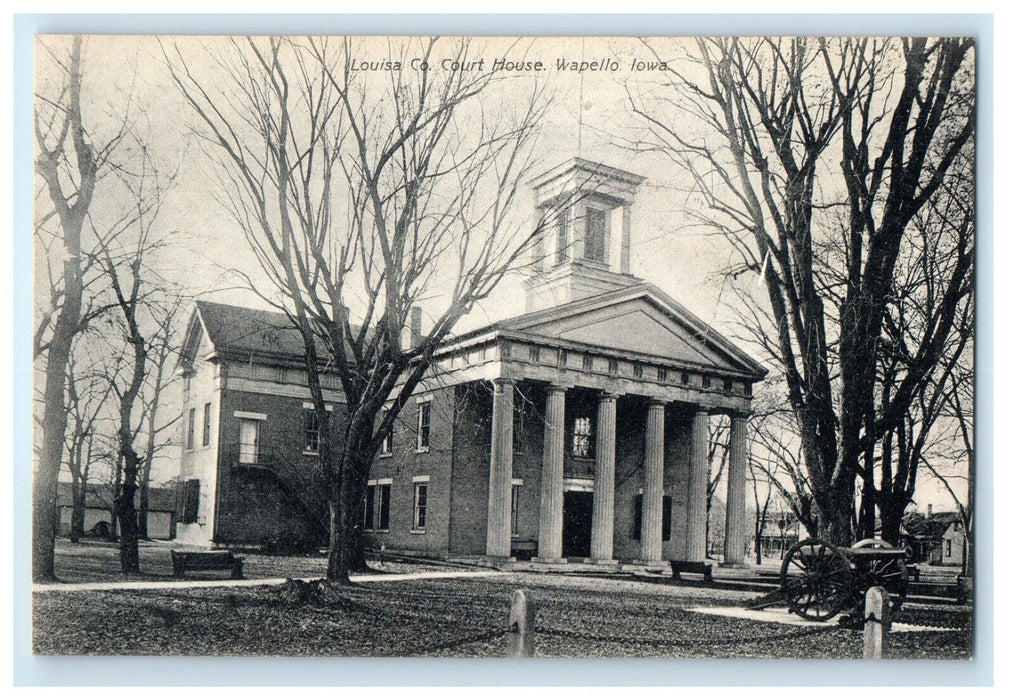 c1910s Louisa County Court House, Wapello, Iowa IA Antique Postcard