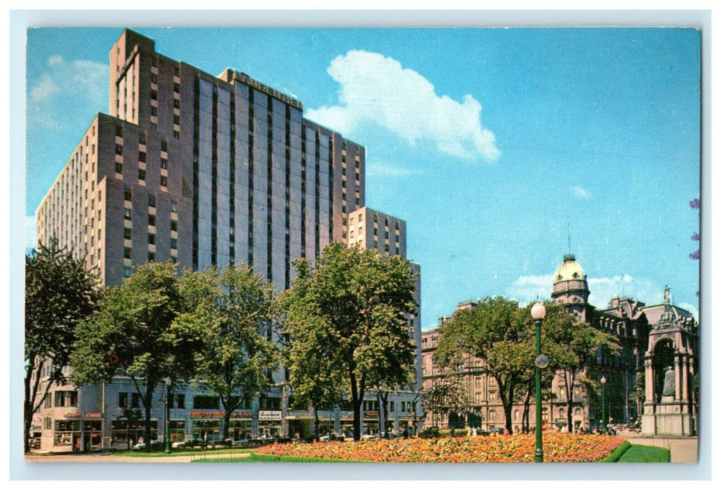 c1950's Sheraton Laurentien Hotel Montreal P.Q Canada Unposted Vintage Postcard