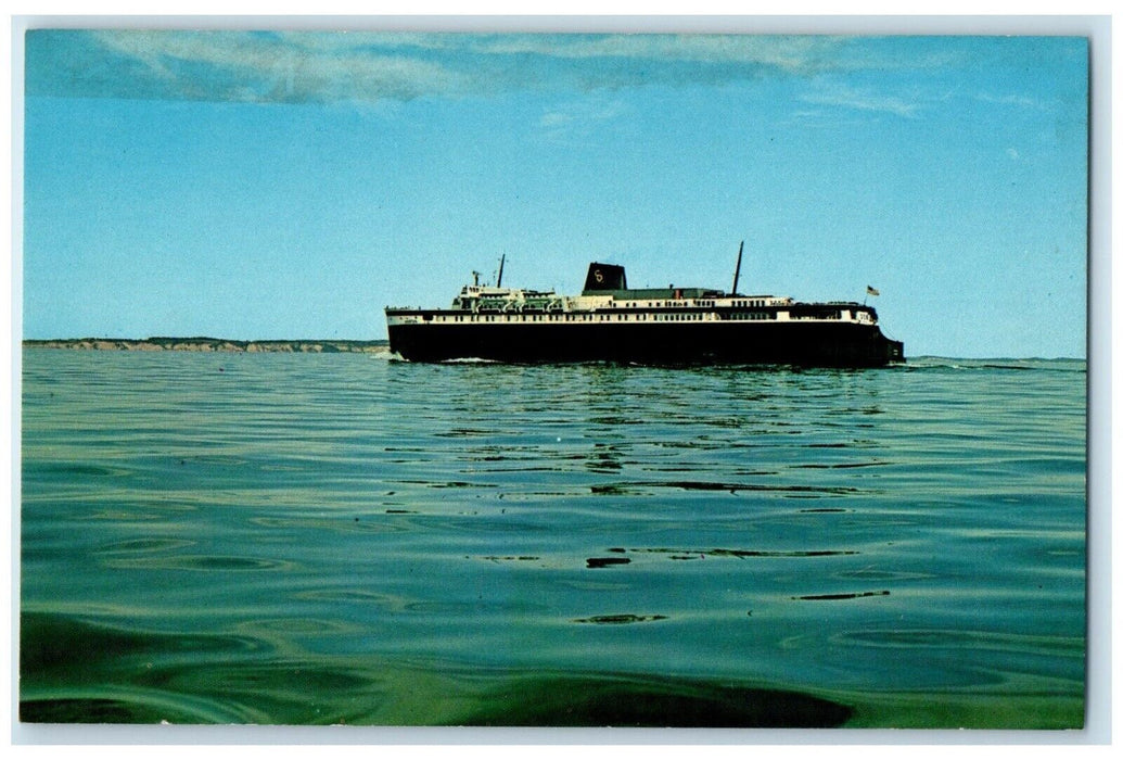 c1960 Car-Ferry Arriving Milwaukee Manitowoc Kewanee Ludington Michigan Postcard