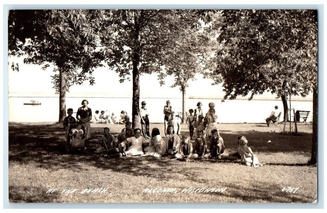 1941 At The Beach Scene Children Boys Girls Boat Algoma WI RPPC Photo Postcard