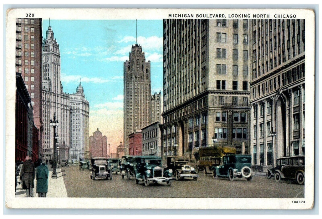 c1940 Michigan Boulevard Looking North Exterior Street Chicago Illinois Postcard