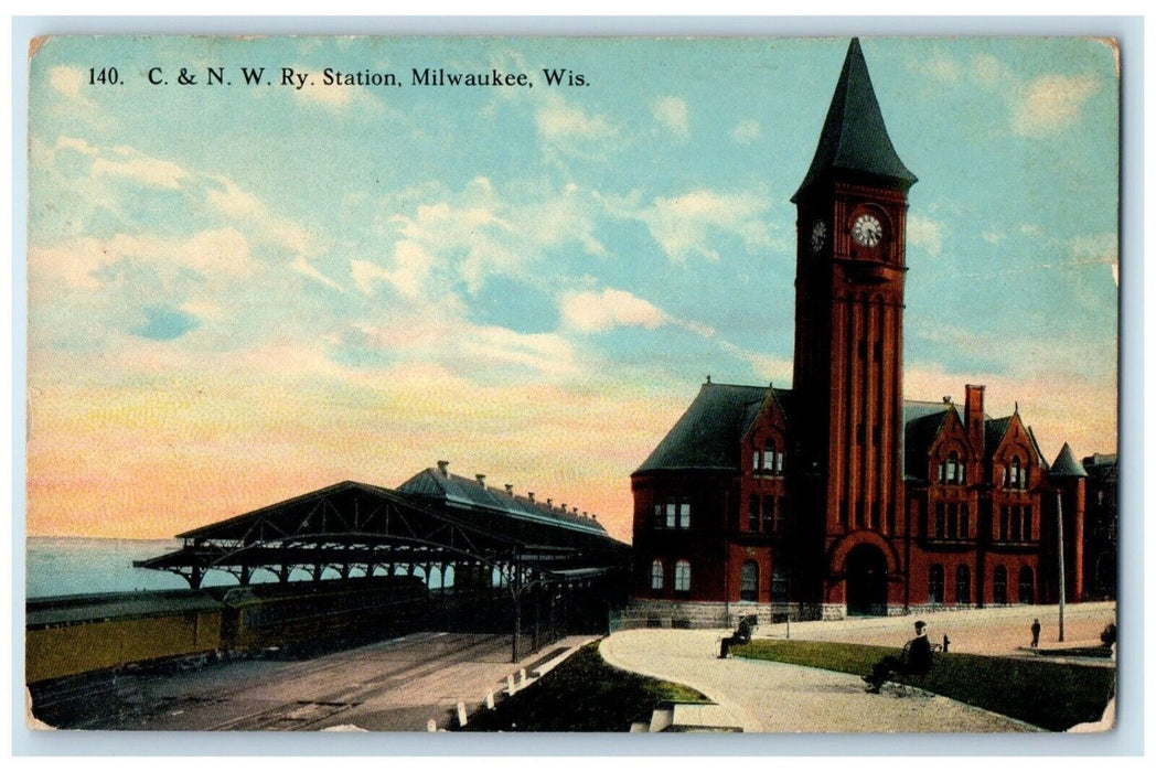 c1910 C & N W Ry Station Railroad Building Milwaukee Wisconsin Unposted Postcard