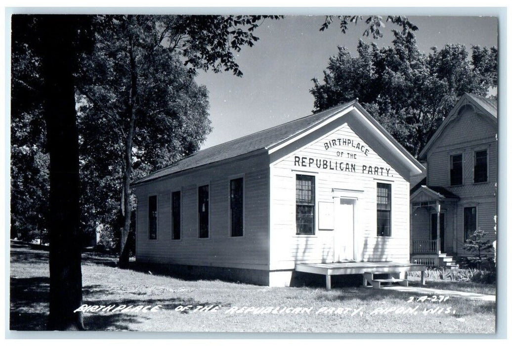 c1940's Birthplace Of The Republican Party Politics Ripon WI RPPC Photo Postcard