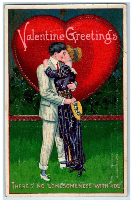 Valentine Greetings Heart Sweet Couple Kissing Embossed Gel Gold Gilt Postcard