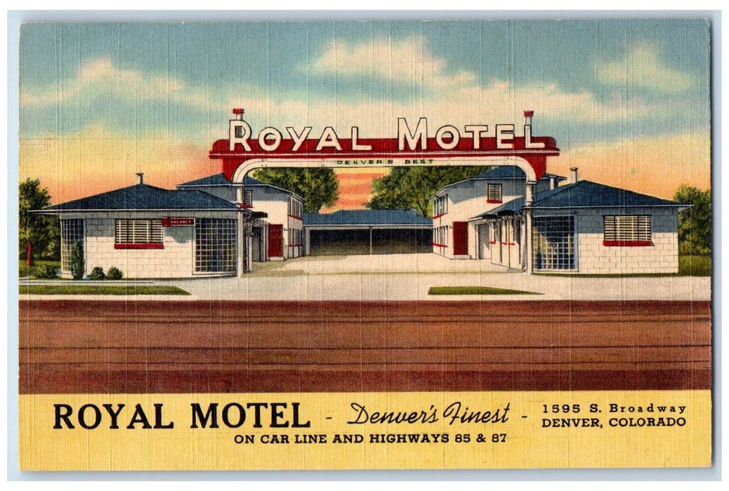 c1940s Royal Motel Exterior Scene Roadside Denver Colorado CO Unposted Postcard