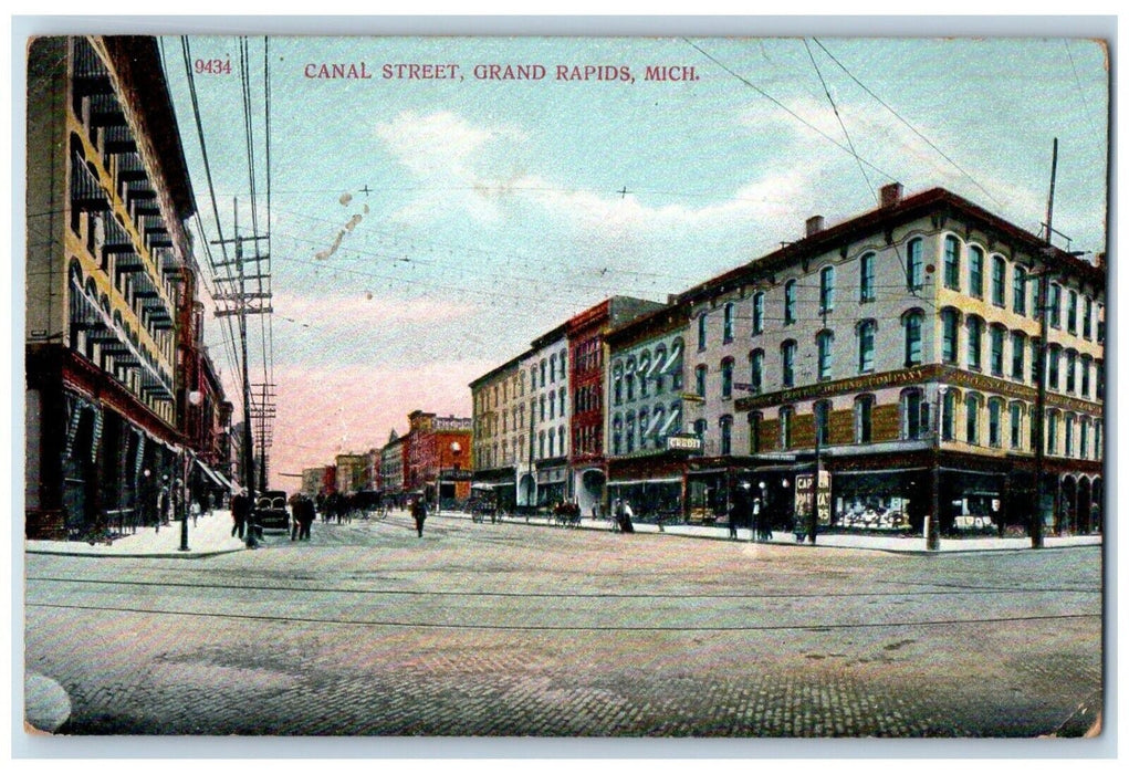 c1910 Credit Business Section Canal Street Grand Rapids Michigan MI Postcard