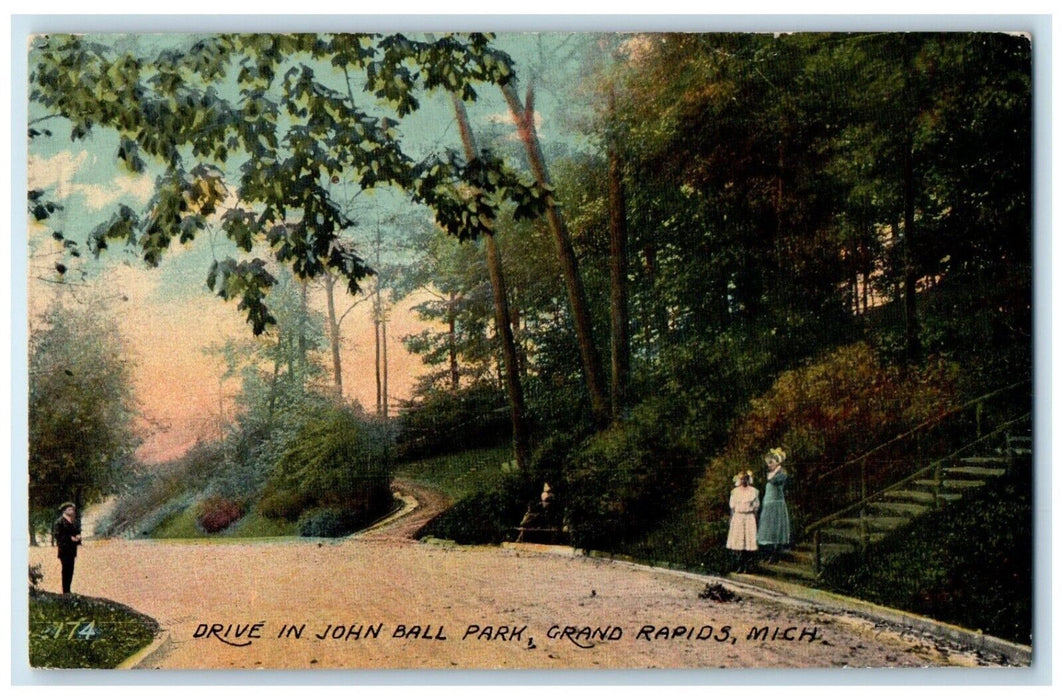1913 Drive In John Ball Park Grand Rapids Michigan MI, Woman Scene Road Postcard