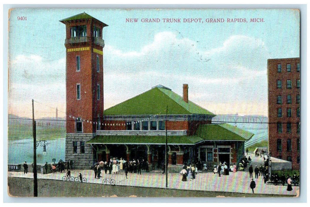 1909 New Grand Trunk Depot Bicycle Grand Rapids Michigan MI Antique Postcard