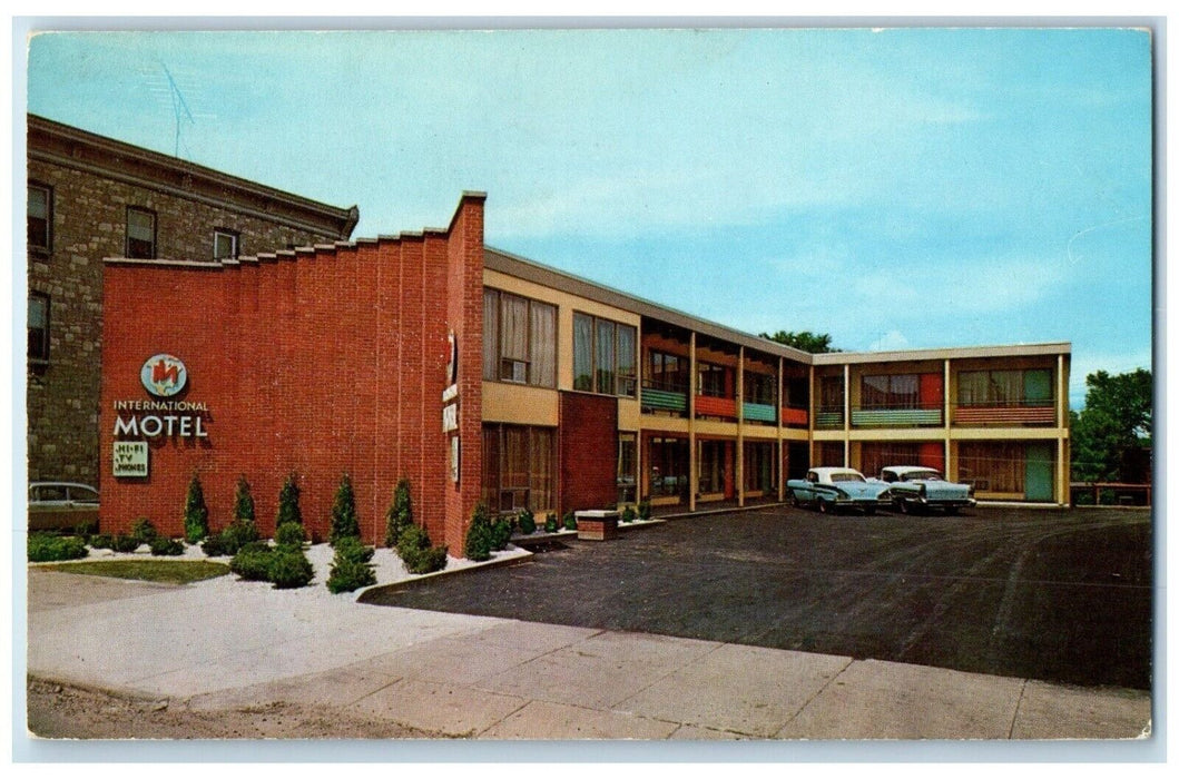 c1960 International Motel Building Sault Ste Marie Michigan MI Vintage Postcard