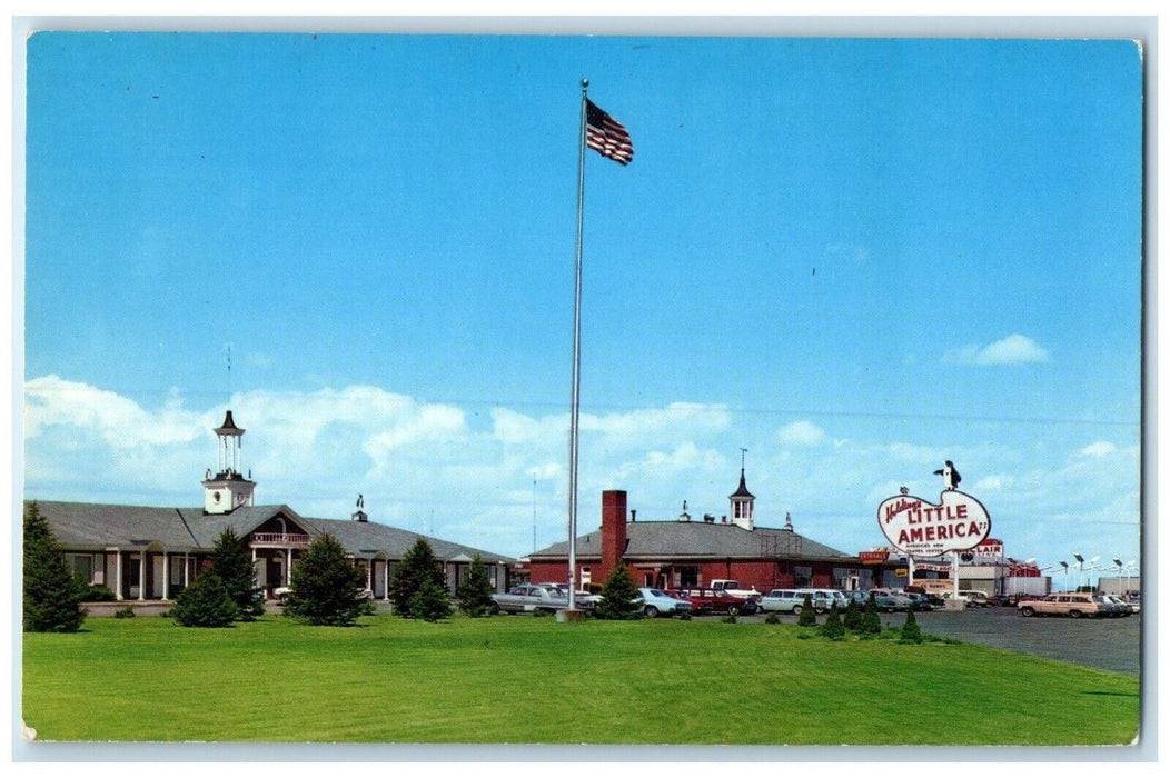 c1960 Holding's Travel Center Coffee Shop Hotel Little America Wyoming Postcard