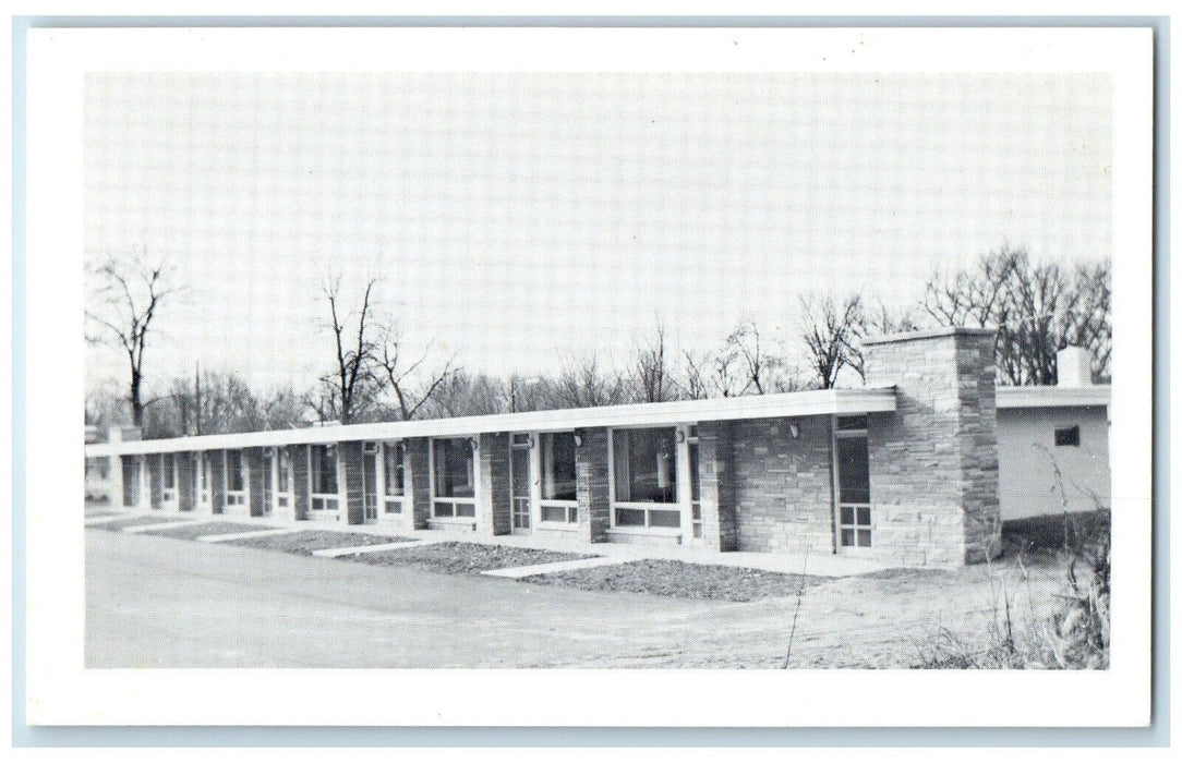 c1940 Dells Schofield Motel Broadway Highway Wisconsin Dells Wisconsin Postcard