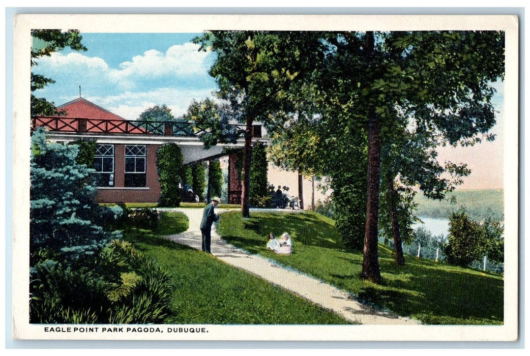 c1950's Eagle Point Park Pagoda River Building Tourist Dubuque Iowa IA Postcard