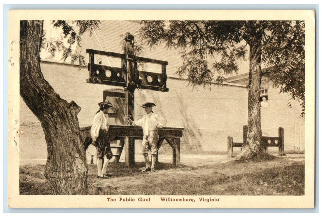 c1940 Stocks Pillory Outside Public Goal Williamsburg Virginia Unposted Postcard