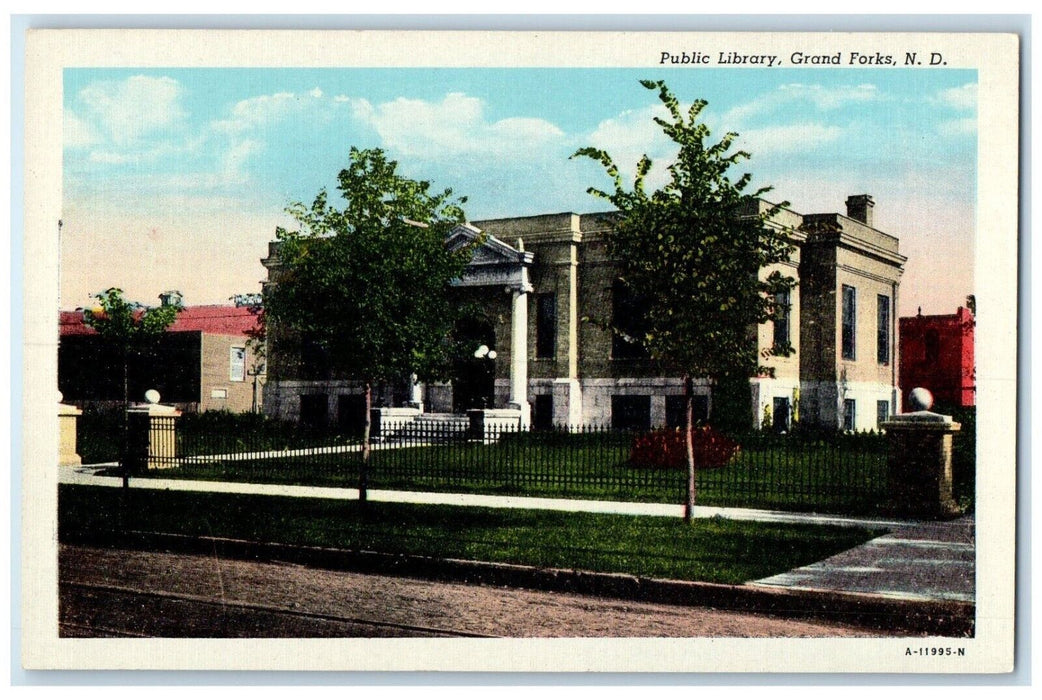 c1940 Public Library Exterior Building Grand Forks North Dakota Vintage Postcard