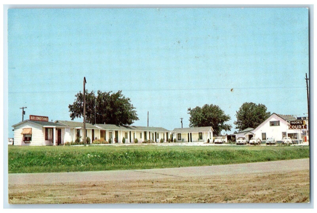 c1950's Hooks Court Motel Cars Preston Missouri MO Dirt Road Vintage Postcard