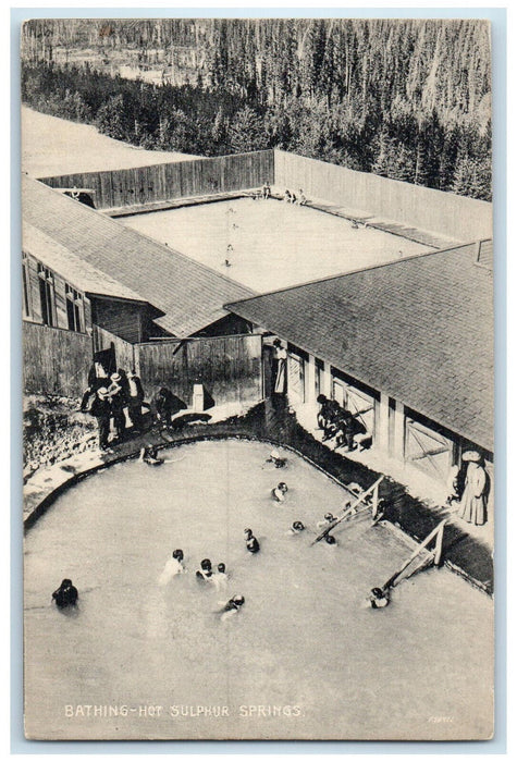 c1940's Bathing-Hot Sulphur Springs Winnipeg Canada Vintage Unposted Postcard