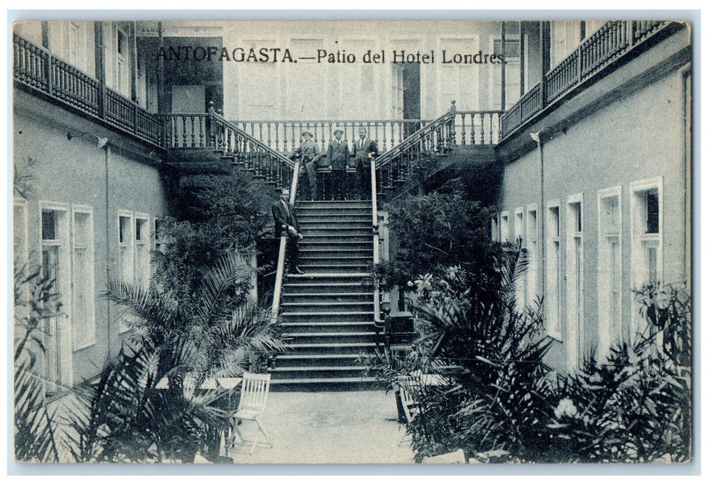 c1940s Patio Del Hotel Londres Antofagasta Port City in Northern Chile Postcard