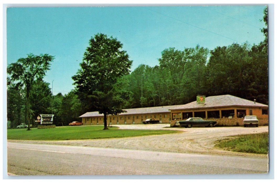 c1950's Dreamland Motel & Restaurant Cars Gulliver Michigan MI Vintage Postcard