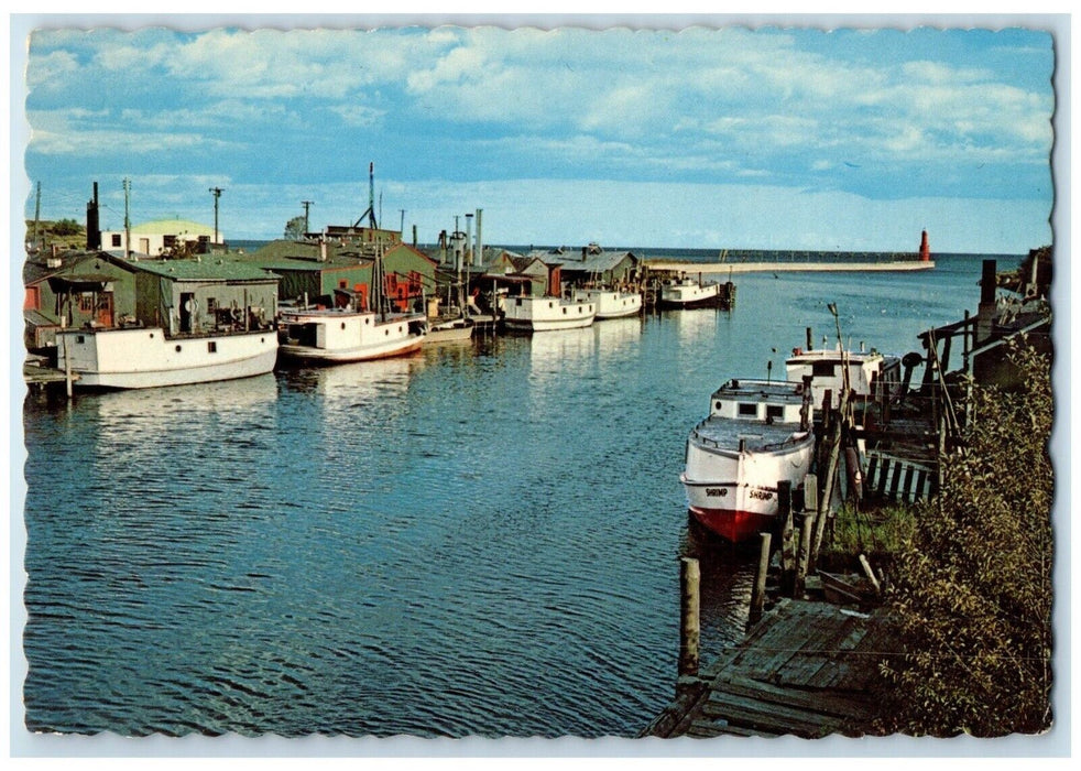 1950's Von Stiehl Old Town Fishing Village Algoma Wisconsin WI Boats Postcard