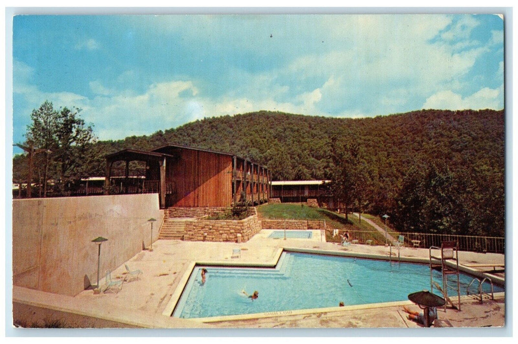c1950's May Lodge Swimming Pool Prestonsburg Kentucky KY Vintage Postcard