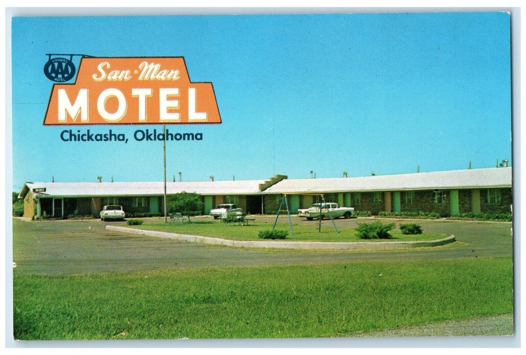 c1950's San Man Motel Cars Scene Chickasha Oklahoma OK Posted Vintage Postcard