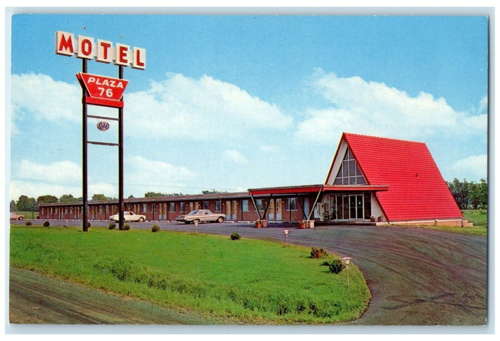 c1960's Motel Plaza Cars Roadside Burbank Ohio OH Unposted Vintage Postcard