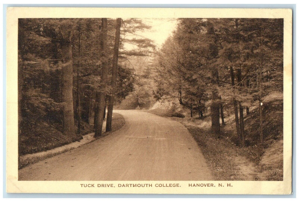 c1940 Tuck Drive Dartmouth College Roade Trees Hanover New Hampshire NH Postcard