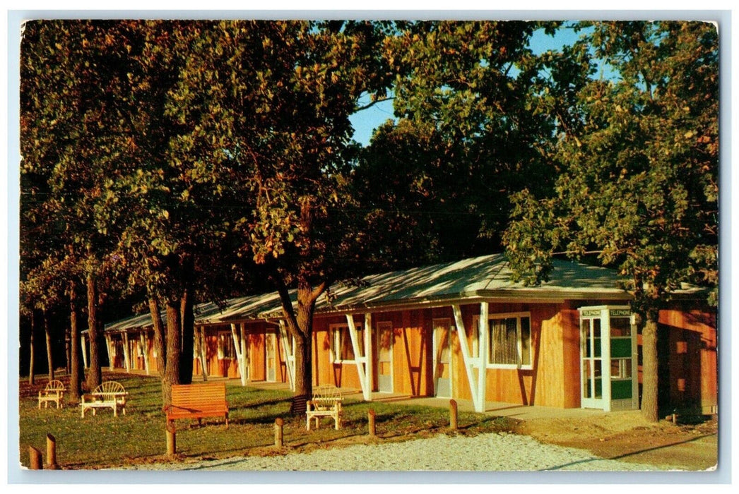 c1960 New Beautiful Arrowhead Motel Utica Illinois IL Antique Vintage Postcard