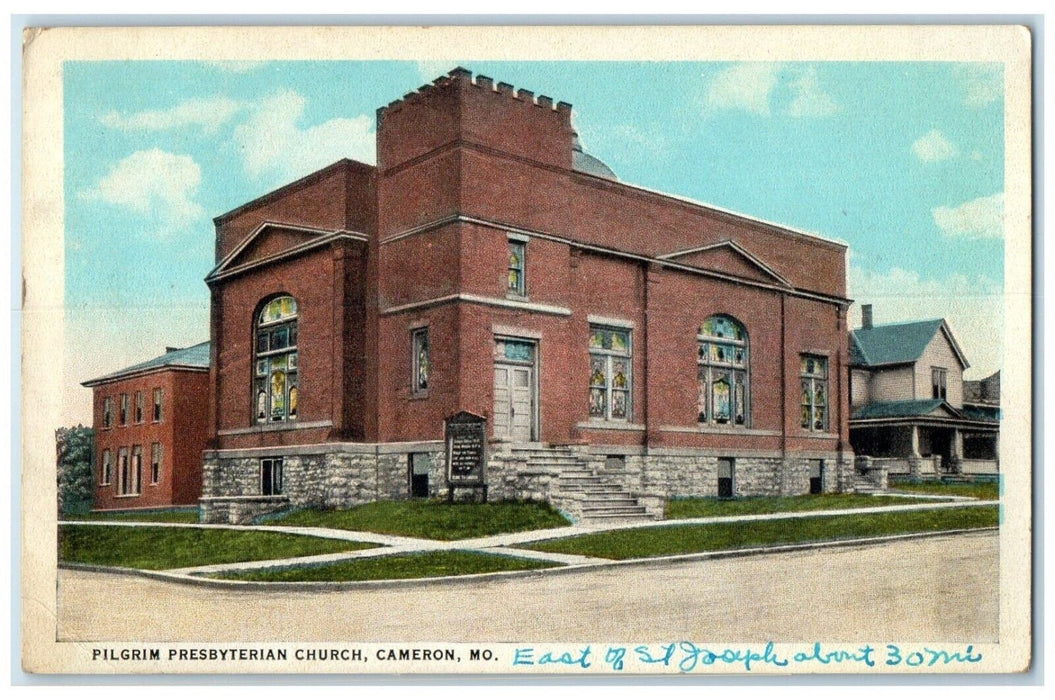 1948 Pilgrim Presbyterian Church Exterior Building Cameron Missouri MO Postcard