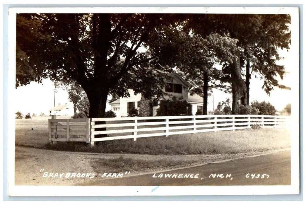 1952 Braybrooks Farm Home Residence Lawrence Michigan MI RPPC Photo Postcard