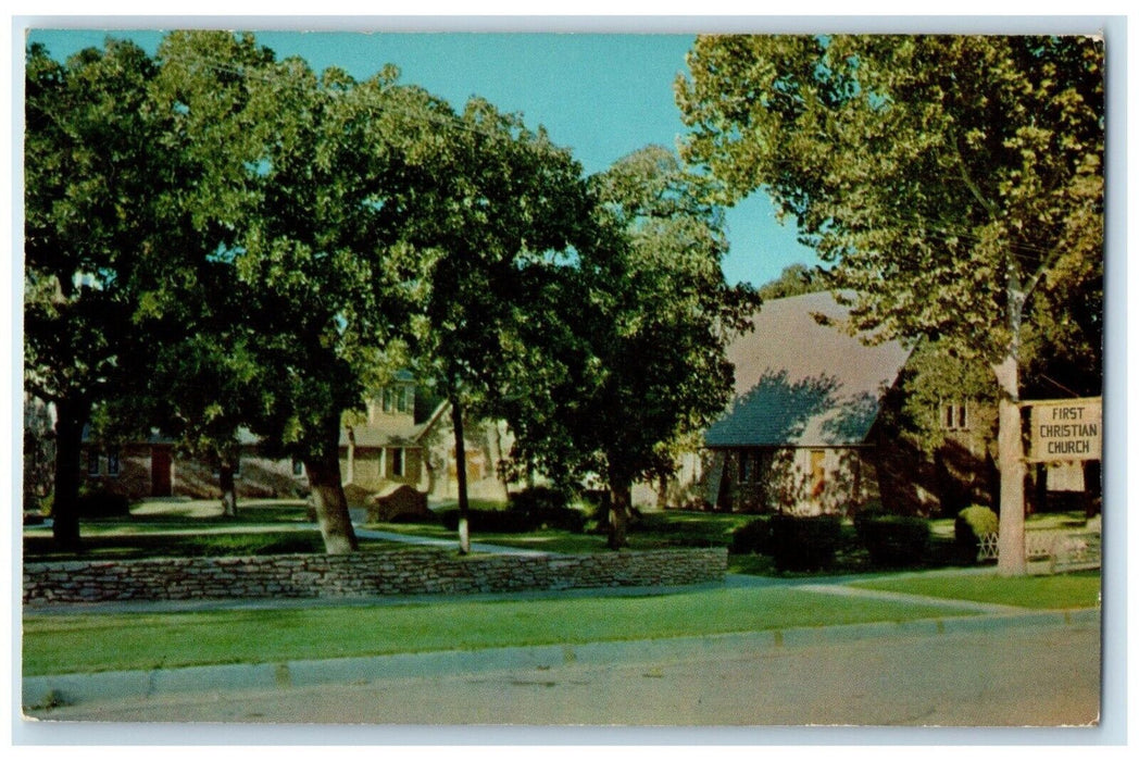 1985 Exterior First Christian Church Mineral Wells Texas Antique Posted Postcard