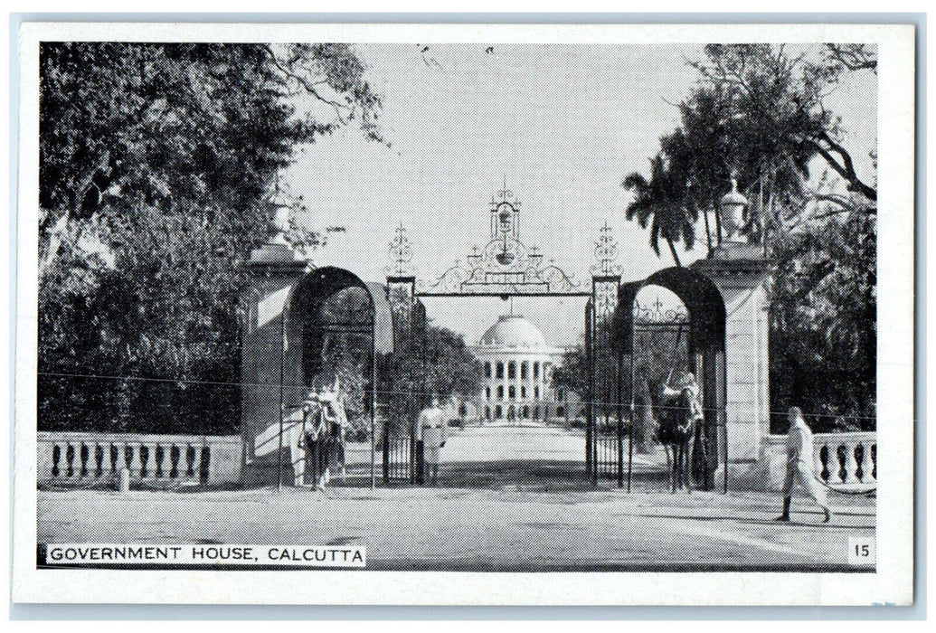 c1940's Entrance Arc Government House Calcutta India Unposted Vintage Postcard