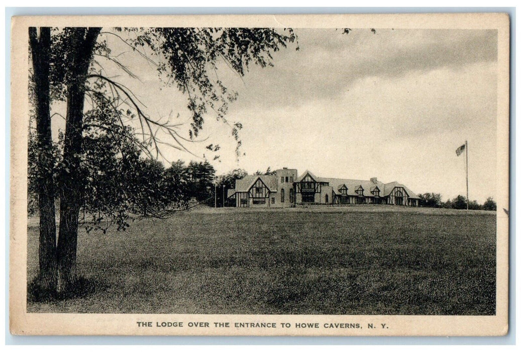 c1940 Lodge Over Entrance Howe Cavern Cobleskill New York NY Vintage Postcard