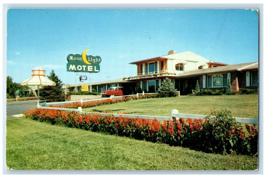 c1950's Moonlight Motel Roadside Independence Missouri MO Vintage Postcard