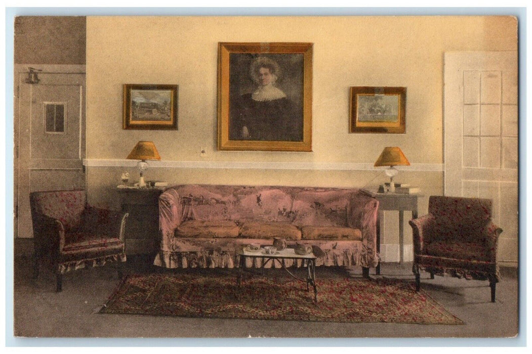 1934 Place Rest Coach Four Inn Interior Sofa Coatesville Pennsylvania Postcard