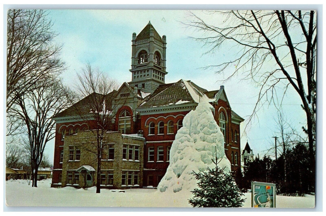 c1960 Ice Castle Court House Grounds Gaylord Grand Rapids Michigan MI Postcard