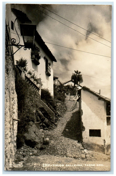 c1950's Tipico Callejon Taxco Guerrero Mexico Vintage RPPC Photo Postcard