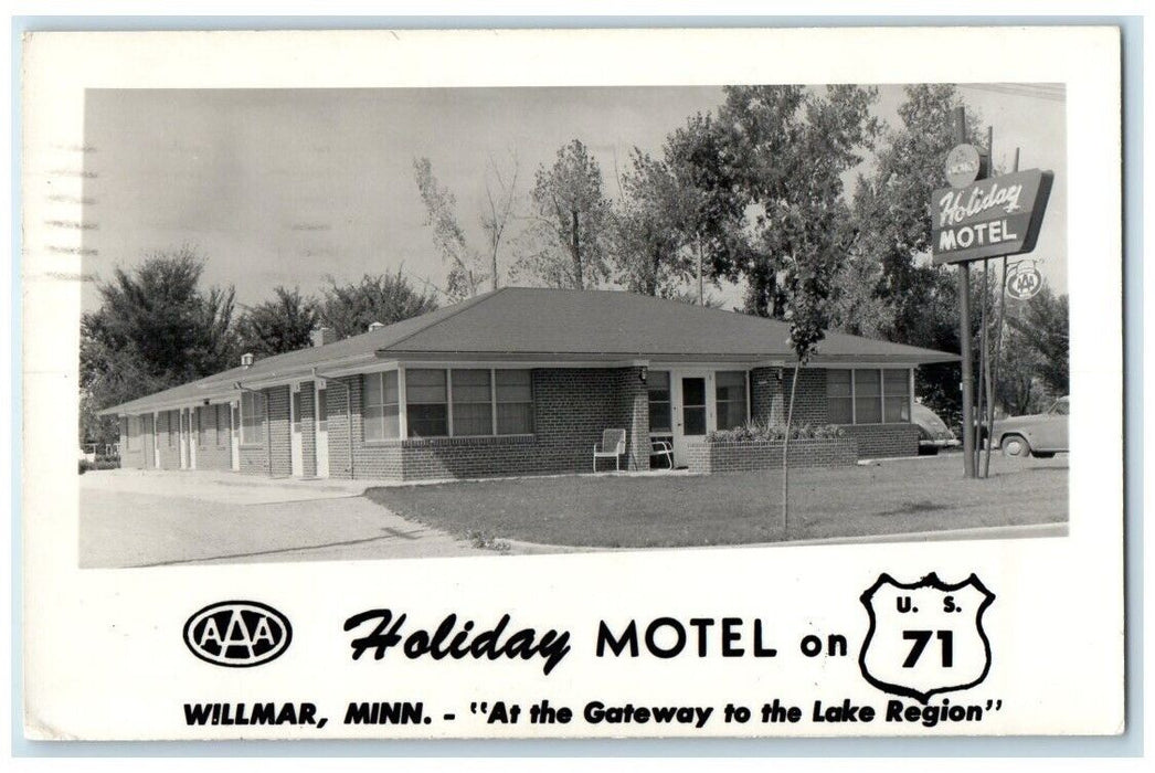 1953 Holiday Motel View AAA US 71  Willmar Minnesota MN RPPC Photo Postcard